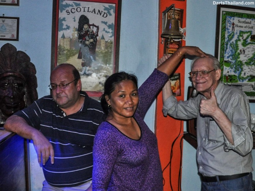 THE LOCAL - GENUINE GEM OF BKK BARS (1)