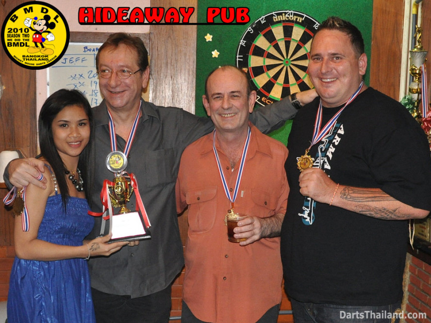 dt1855_hideaway_pub_bmdl_bangkok_mickey_mouse_darts_league_moonshine_sukhumvit_soi_22