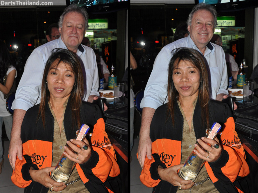 dt2096_jar_yorkshire_tri_bar_darts_knockout_52_aloha_corner_sukhumvit_soi_22_bangkok