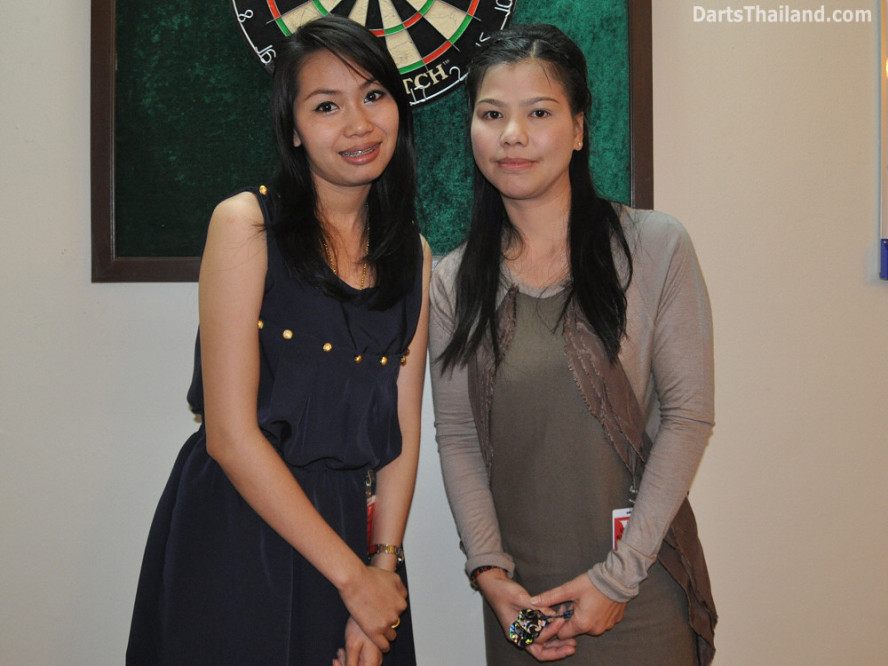 dt2323_aoi_fia_jusmagthai_darts_tourney_knockout_sathorn_bangkok