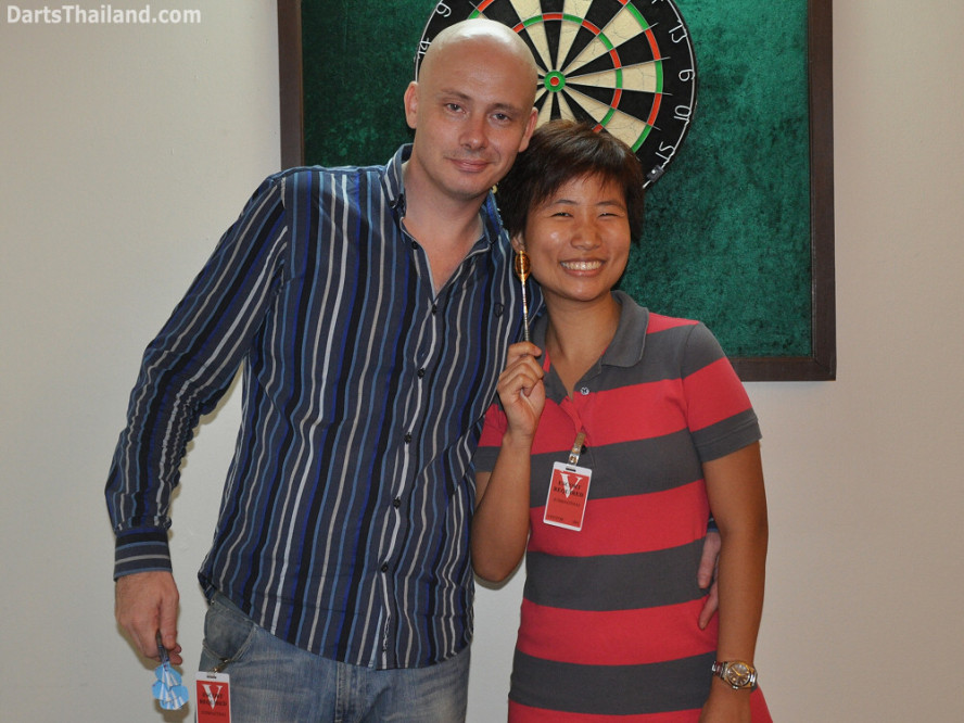 dt2355_david_joy_jusmagthai_darts_tourney_knockout_sathorn_bangkok