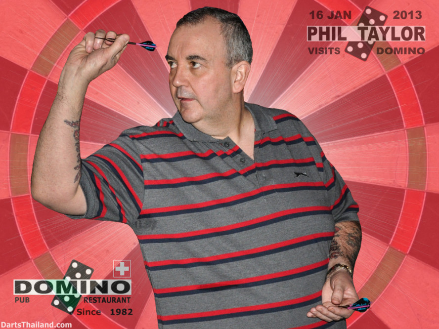 phil_taylor_darts_photo_bangkok_2013_domino_pub_soi_11_sukhumvit_001