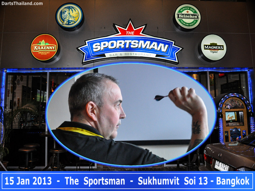 phil_taylor_darts_photo_bangkok_2013_sportsman_bar_soi_13_sukhumvit_045